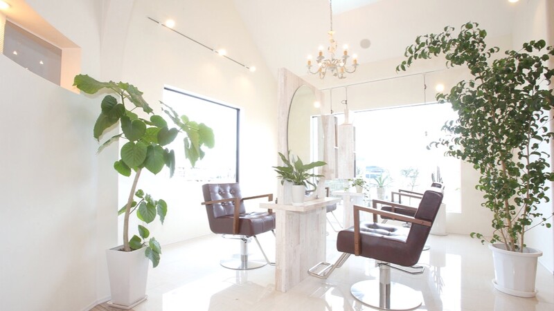 LA CALMO | 豊川のヘアサロン