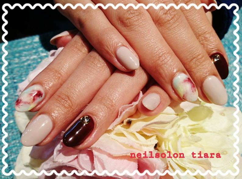 Nail salon Tiara | 浦和のネイルサロン