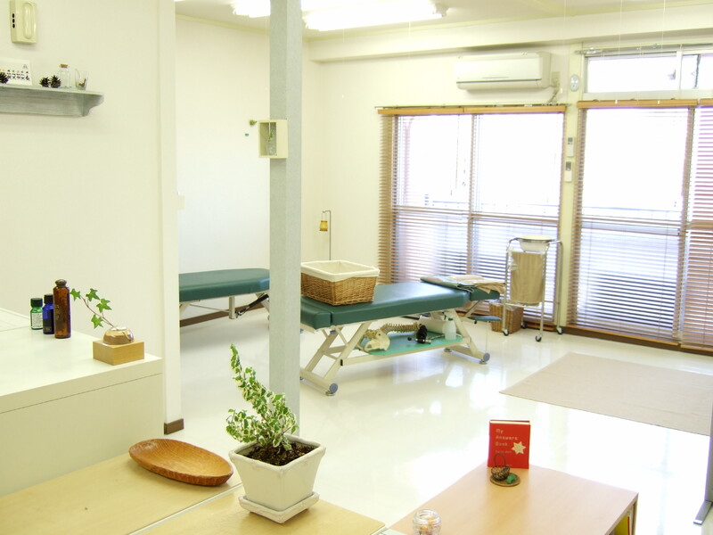 [骨盤矯正] コモリ整体院 | 立川のリラクゼーション