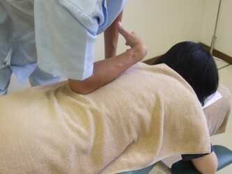 [骨盤矯正] コモリ整体院 | 立川のリラクゼーション