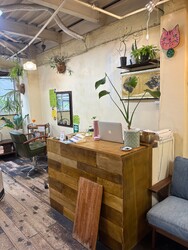 guri. | 心斎橋のヘアサロン