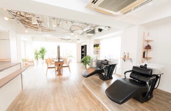 Direction | 心斎橋のヘアサロン Direction | 心斎橋のヘアサロン