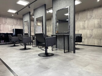 ambitious 春日部店 | 春日部のヘアサロン