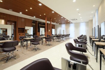 レイフィールド 関店 | 関のヘアサロン