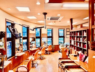 サロン・ド・ジュネ | 茅野のヘアサロン
