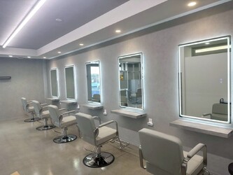 Rino港店  髪質改善/縮毛矯正/白髪染め | 金山のヘアサロン