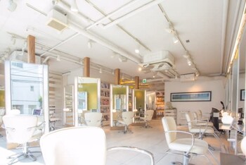 hairlounge BEACH | 表参道のヘアサロン hairlounge BEACH | 表参道のヘアサロン