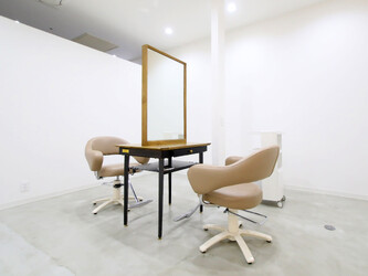 AND THE BEAUTY イオンタウン防府 | 防府のヘアサロン