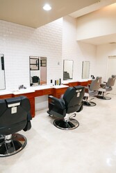 VAN COUNCIL ヒルズウォーク徳重店【ヴァン カウンシル】 | 藤が丘のヘアサロン
