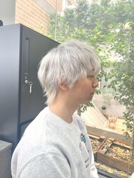 FABLE HAIR ブリーチ/デザインカラー/ダブルカラー | なんばのヘアサロン FABLE HAIR ブリーチ/デザインカラー/ダブルカラー | なんばのヘアサロン
