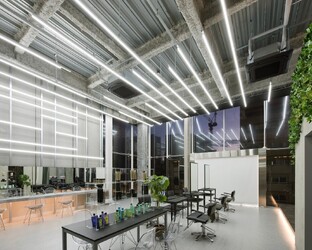 メンズサロン DEW 栄 | 栄/矢場町のヘアサロン メンズサロン DEW 栄 | 栄/矢場町のヘアサロン