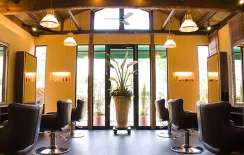 美容室 ホワイトボックス 本店 | 我孫子のヘアサロン