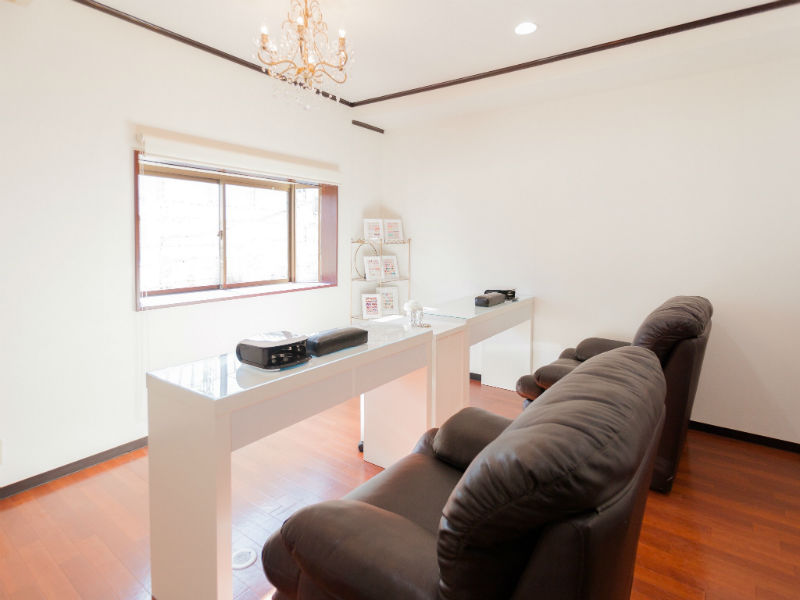 VIRENA | 十三のネイルサロン