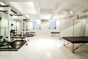 E-STRETCH GYM 代官山 | 代官山のリラクゼーション