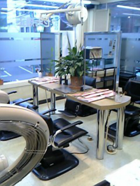 美容室トレビ | 経堂のヘアサロン