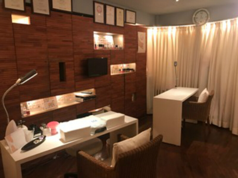 ネイルサロン chantique | 本町のネイルサロン