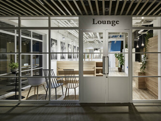 Lounge ラウンジ センター南 | 港北ニュータウンのヘアサロン