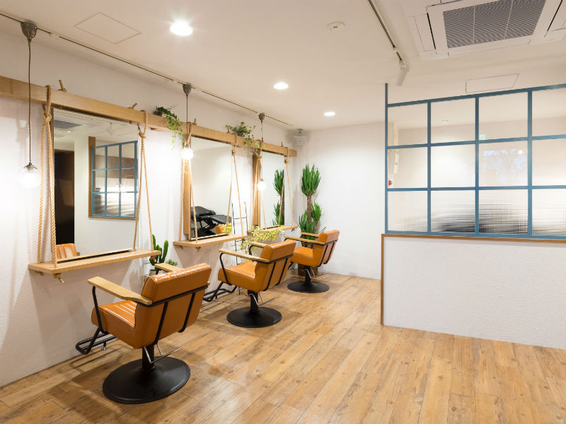 bond. | 北千住のヘアサロン