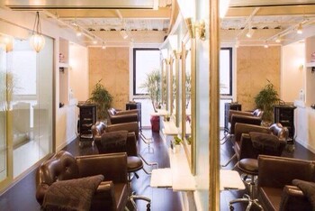 BONNY COUTURE 【ボニークチュール】 | 元町のヘアサロン