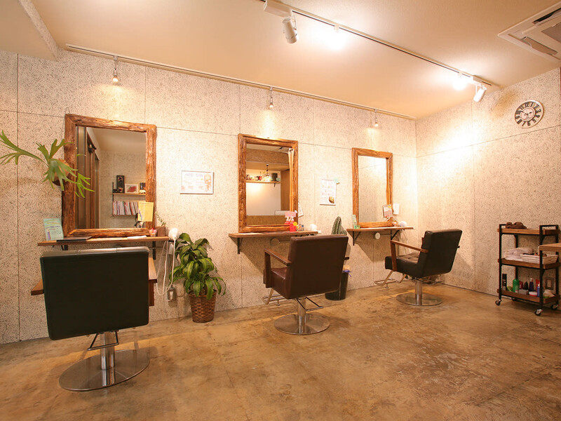 kuraku 羽根木店 | 下北沢のヘアサロン