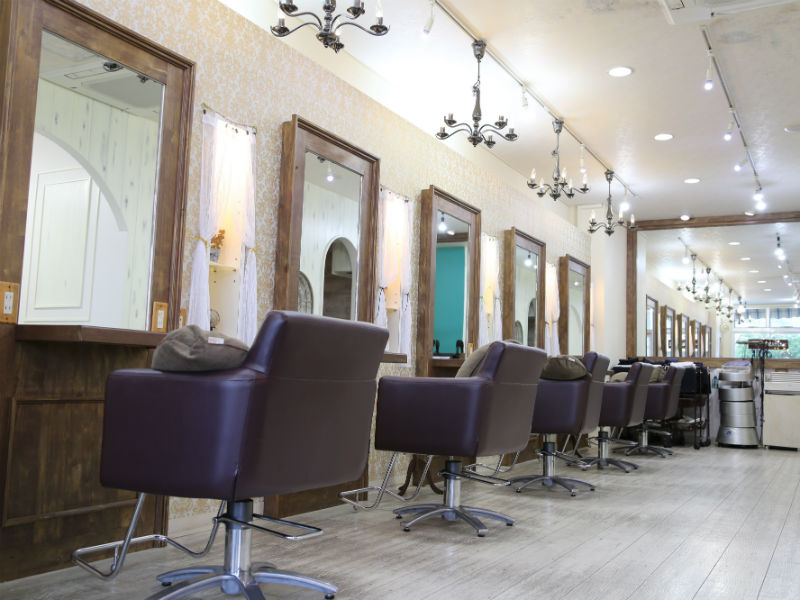 HAIR and MAKE GRATIAE | 那覇のヘアサロン