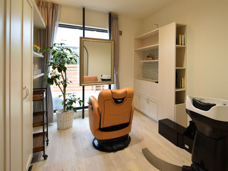 HAIR SALON ROOM. | 佐賀のヘアサロン