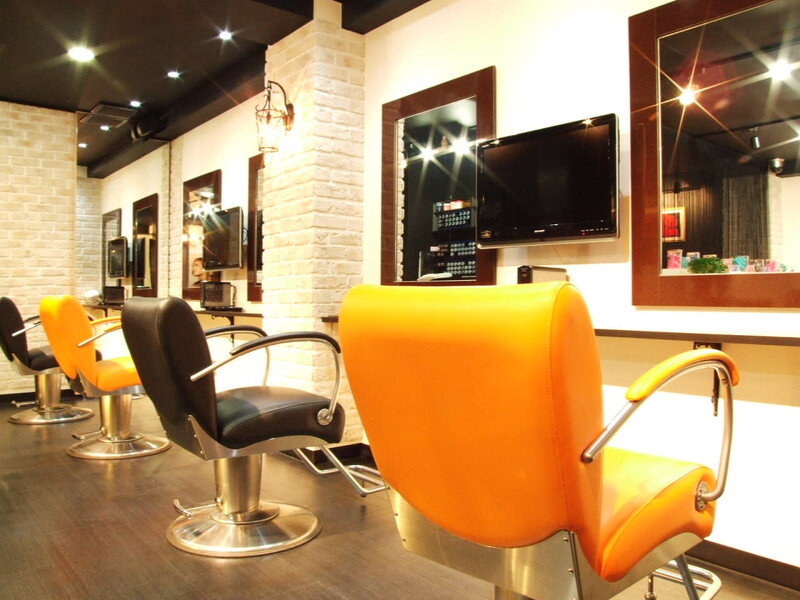 axis More quality from NOAH | 元町のヘアサロン