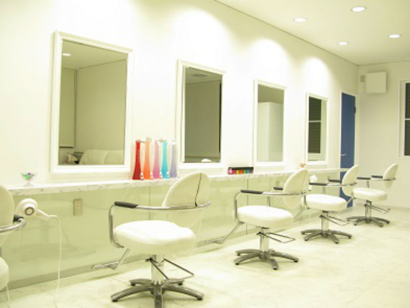 HAIR WORKS | 高知のヘアサロン