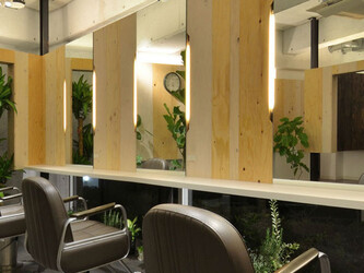 RIBBONS | 新宿のヘアサロン