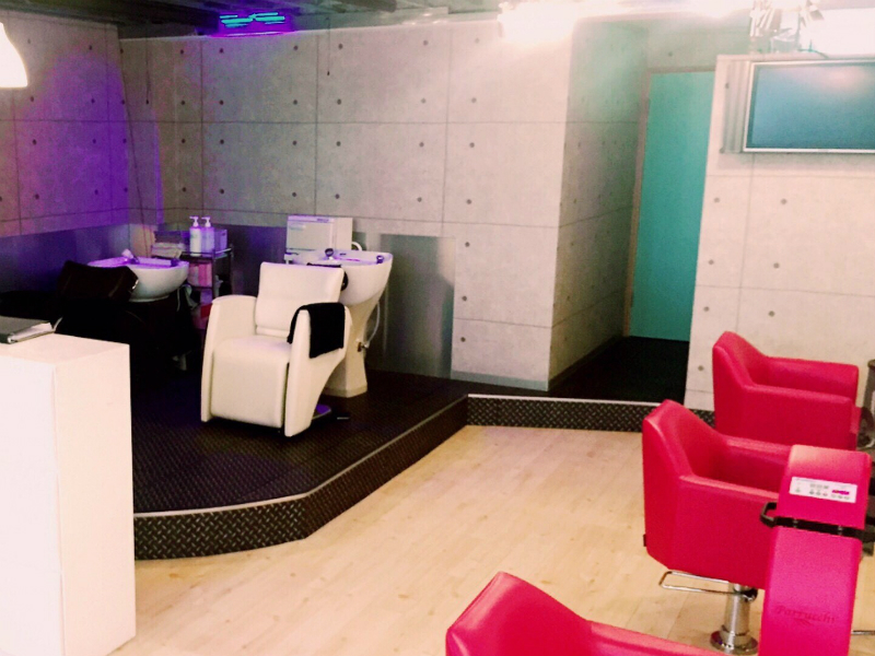 CHELUMO HAIR EYELASH 桜木町 | 桜木町のヘアサロン