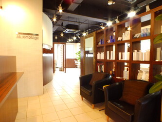 assemblage | 川口のヘアサロン