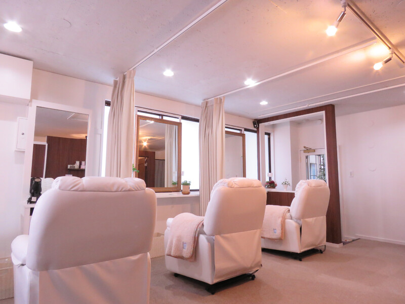 Eyelash＆Wax Salon ReFeel | 仙台のエステサロン