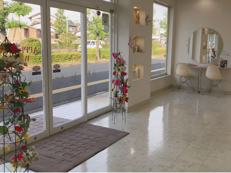 applause west | 唐津のヘアサロン