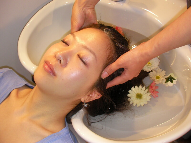 HAIR ROSSO | 新宿のヘアサロン