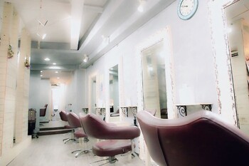 女性専用髪質改善酸性縮毛矯正専門店cokoro | 元町のヘアサロン