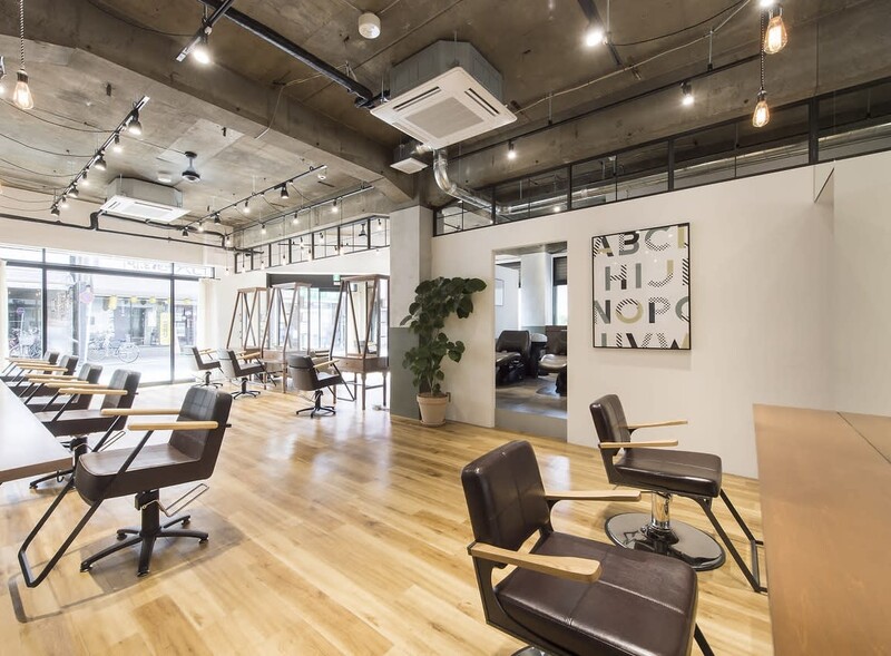 ULUM蕨西口 | 蕨のヘアサロン