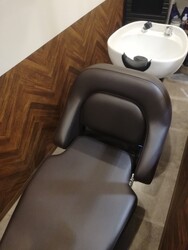 Le Parfum 下総中山駅前店 | 船橋のヘアサロン