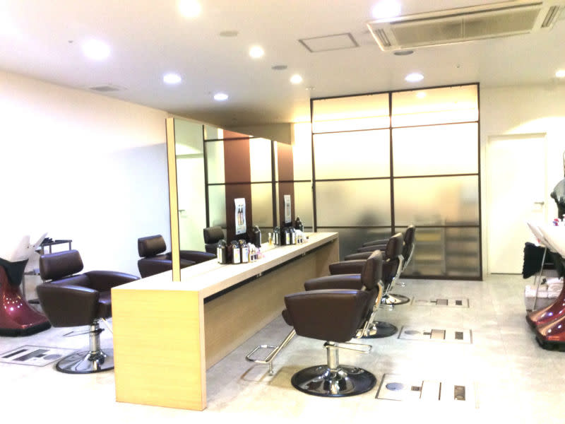 Le Parfum M イオンフードスタイル新松戸店 | 新松戸のヘアサロン