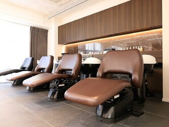 &STORIES | 原宿のヘアサロン