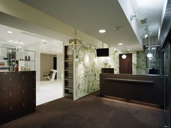 HAIR &amp; MAKE EARTH 本八幡店