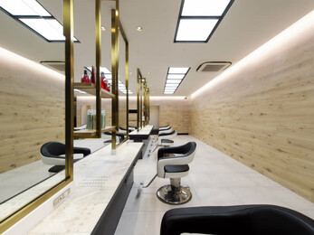 HAIR &amp; MAKE EARTH 葛西店