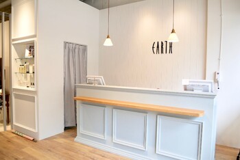 HAIR &amp; MAKE EARTH 本厚木店