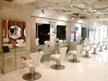 HAIR &amp; MAKE EARTH 西船橋店