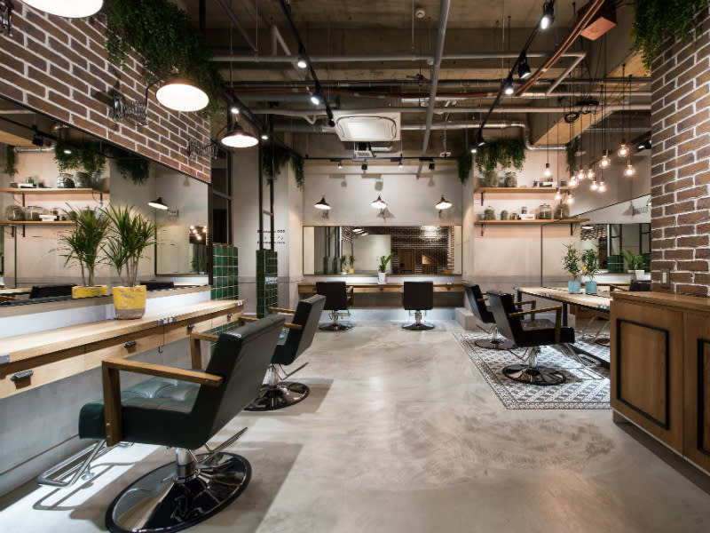 HAIR & MAKE EARTH 綱島店 | 綱島のヘアサロン