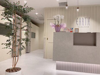 HAIR &amp; MAKE EARTH センター南店