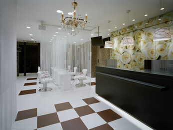 HAIR &amp; MAKE EARTH 竹ノ塚店