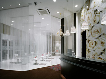 HAIR &amp; MAKE EARTH あがり浜店