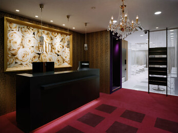 HAIR &amp; MAKE EARTH 鈴鹿店