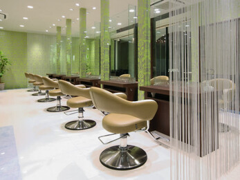 HAIR &amp; MAKE EARTH 川口店