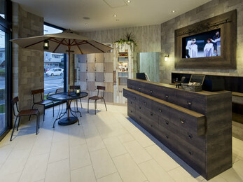 EARTH coiffure beauté 小山店